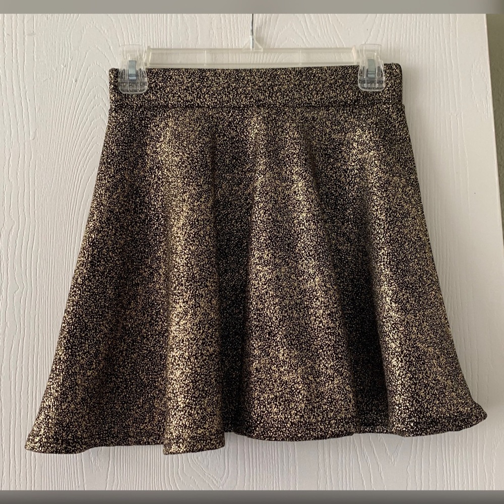 Gold glittery skirt